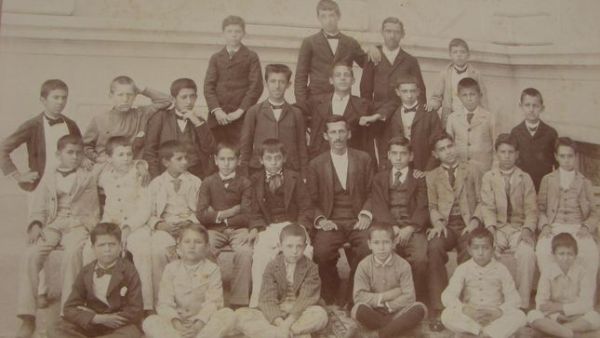 Meninos também alunos da Escola Normal; fonte: Acervo Histórico da Escola Caetano de Campos